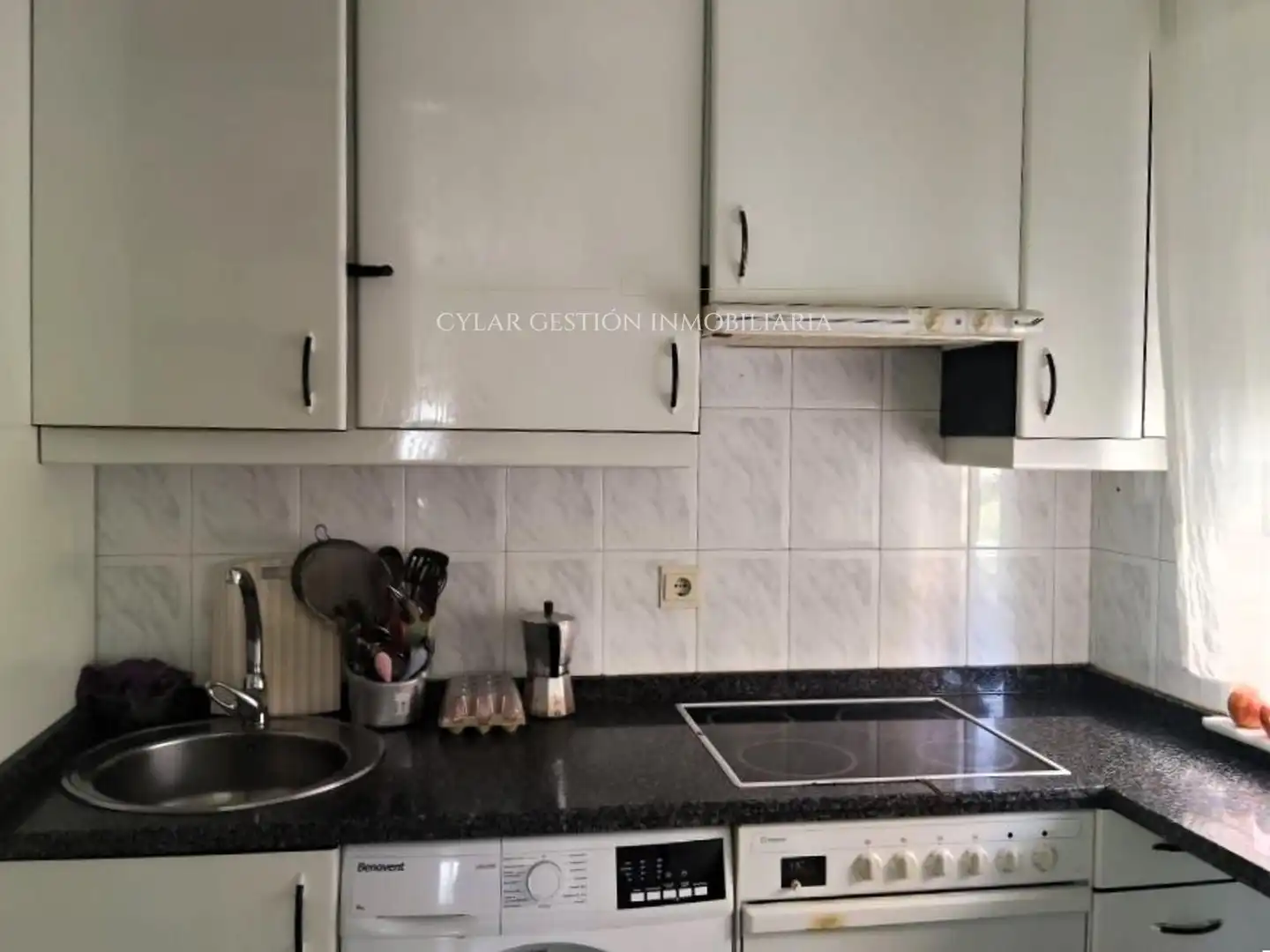Cuina de Pis en venda en Salamanca amb Calefacció, Terrassa i Moblat