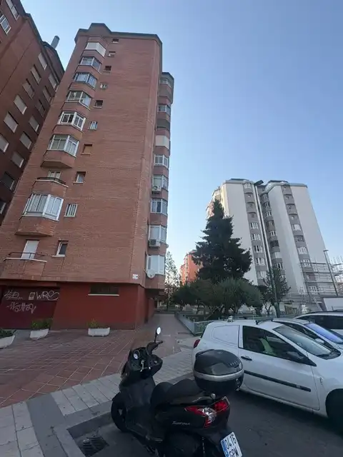 Flat with terrace for sale in Calle Parque Arturo León