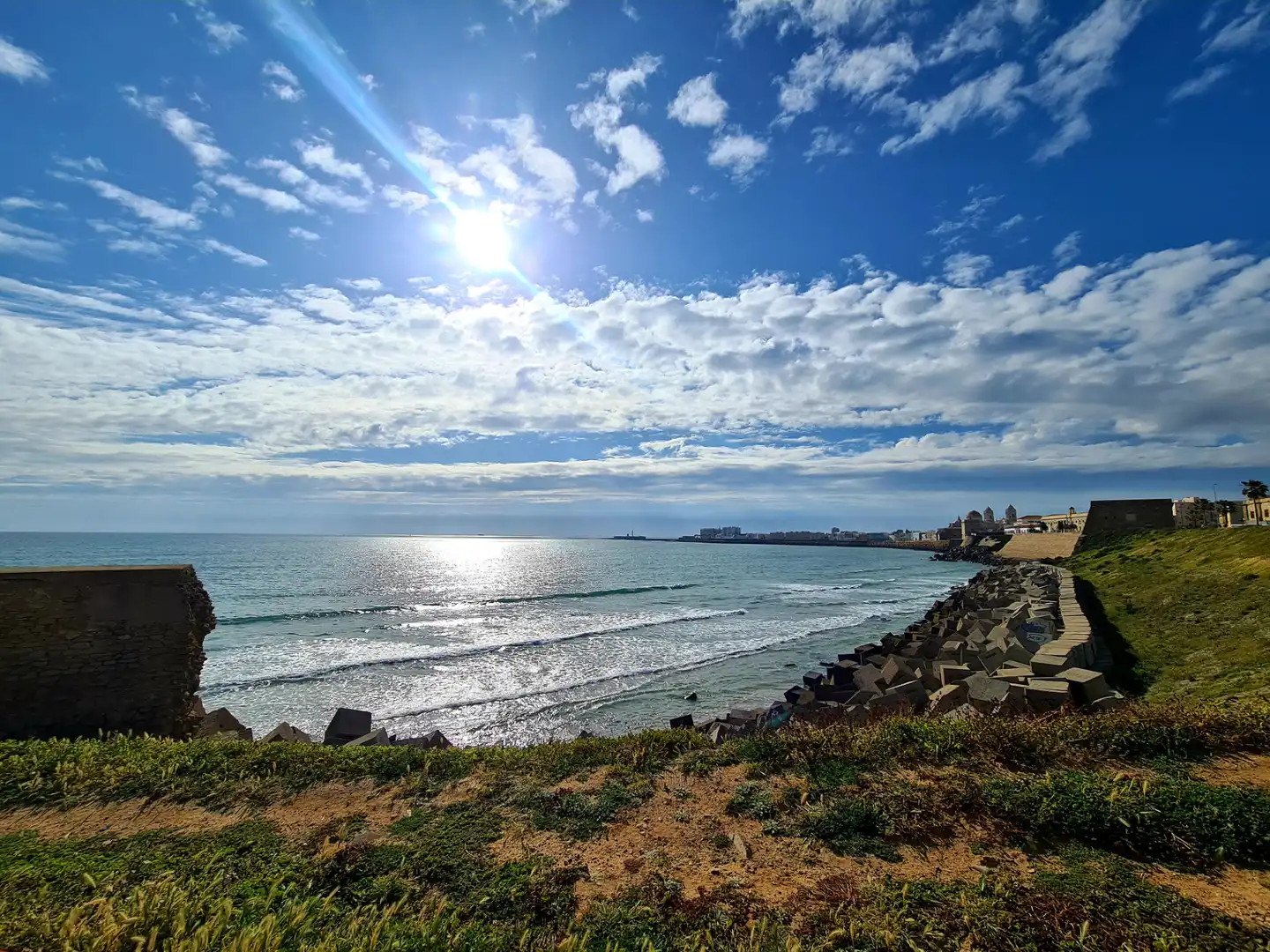 Vista exterior de Piso en venta en Cádiz con Terraza