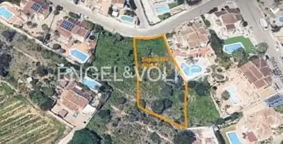 Terreny residencial en venda a Les Fonts - Els Molins