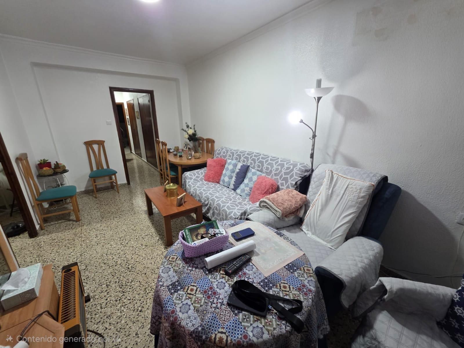Sala d'estar de Apartament en venda en Elda amb Aire condicionat i Balcó