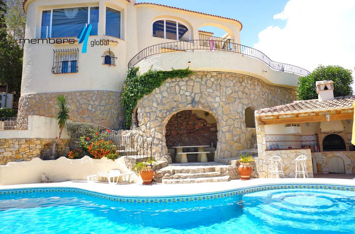 Piscina de Casa o xalet en venda en Calpe / Calp amb Aire condicionat, Calefacció i Jardí privat