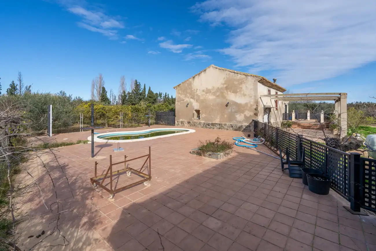 Jardín de Finca rústica en venta en Tortosa con Lavadora