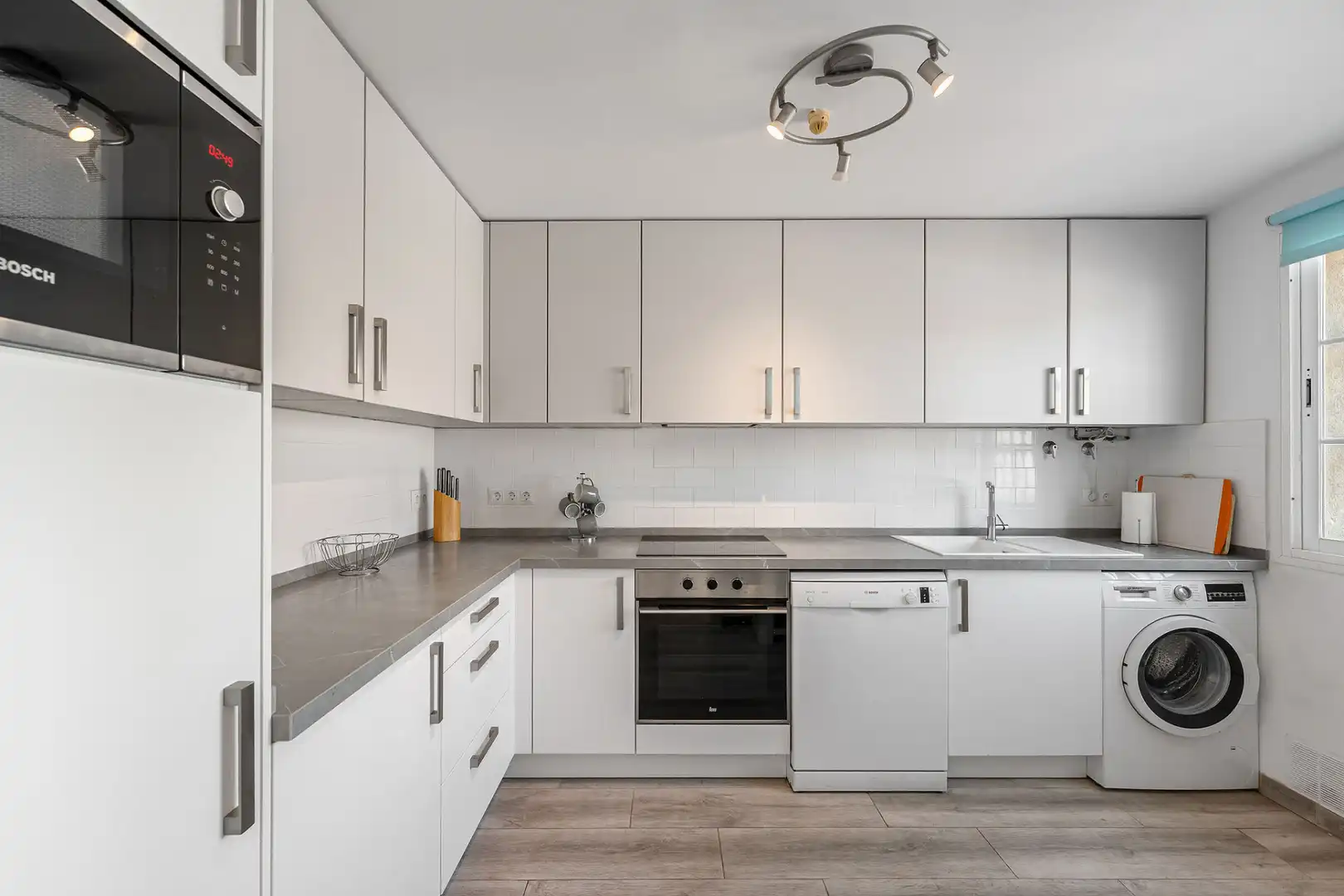 Cocina de Casa adosada en venta en Marbella con Aire acondicionado, Terraza y Piscina