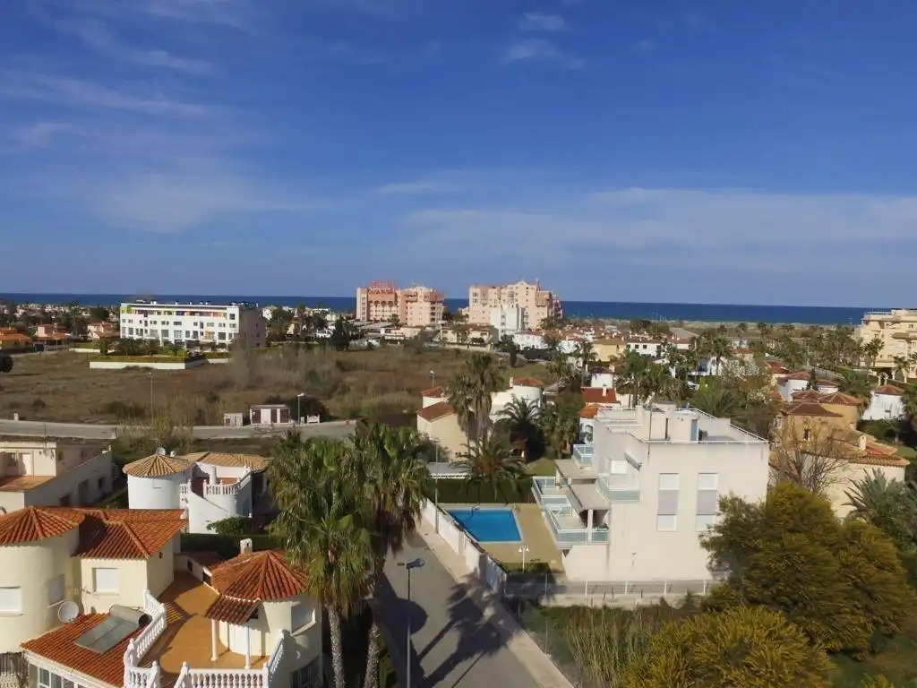 Casa o chalet de alquiler en Oliva Nova