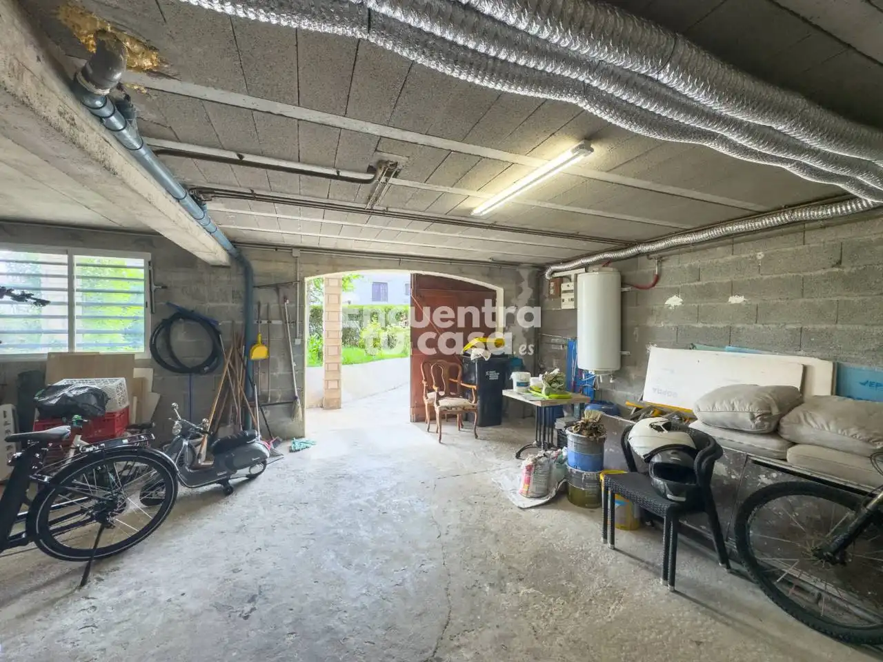 Parkplatz von Haus oder Chalet zum Verkauf in Hendaye mit Heizung, Privatgarten und Terrasse