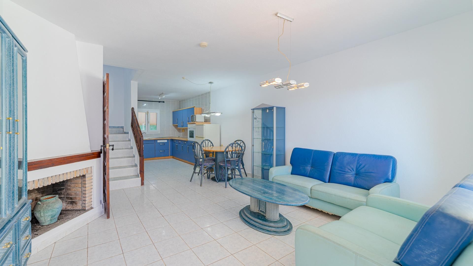 Sala d'estar de Casa o xalet en venda en Torrevieja amb Terrassa