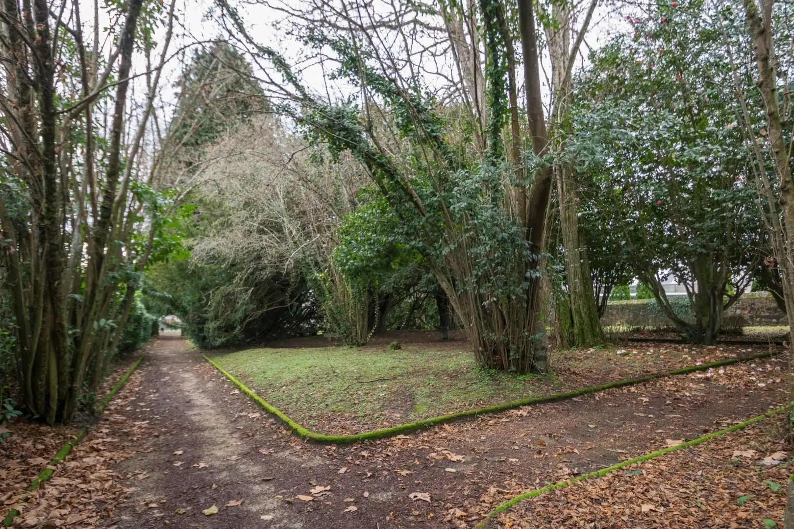 Casa adosada en venta en Oleiros con Calefacción, Jardín privado y Parquet