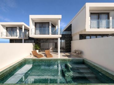 Casa pareada con balcón en venta en Calle Sau