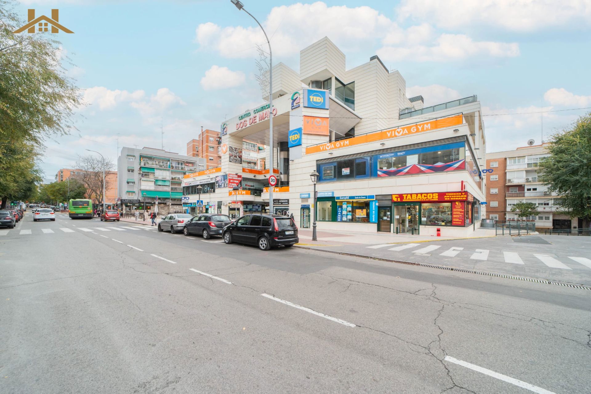 Vista exterior de Garatge en venda en Móstoles amb Alarma