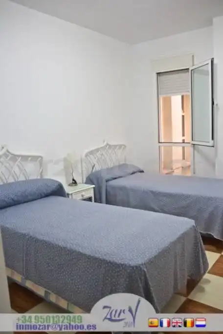 Habitación de Piso en venta en Garrucha con Terraza, Amueblado y Horno