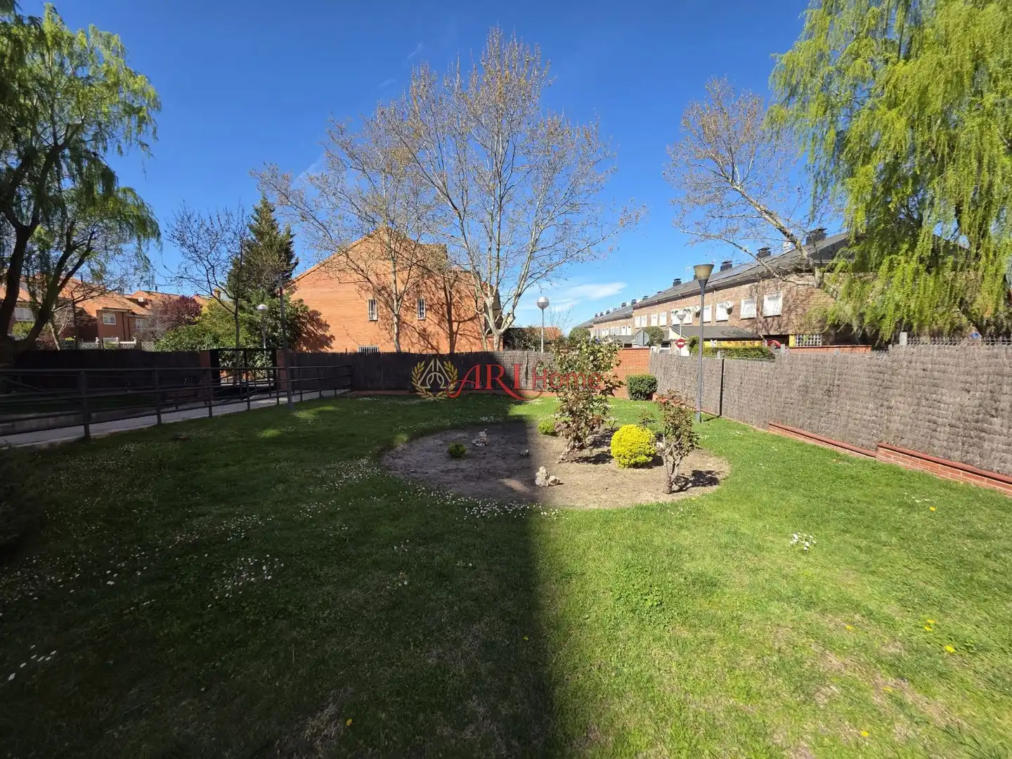 Garden of Flat for sale in Fuenlabrada  with Air Conditioner, Heating and Swimming Pool