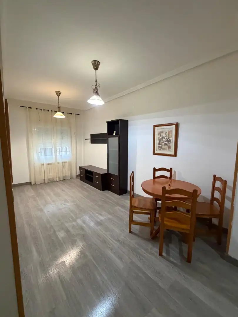 Wohnzimmer von Wohnung zur Miete in Ocaña mit Heizung, Abstellraum und Möbliert
