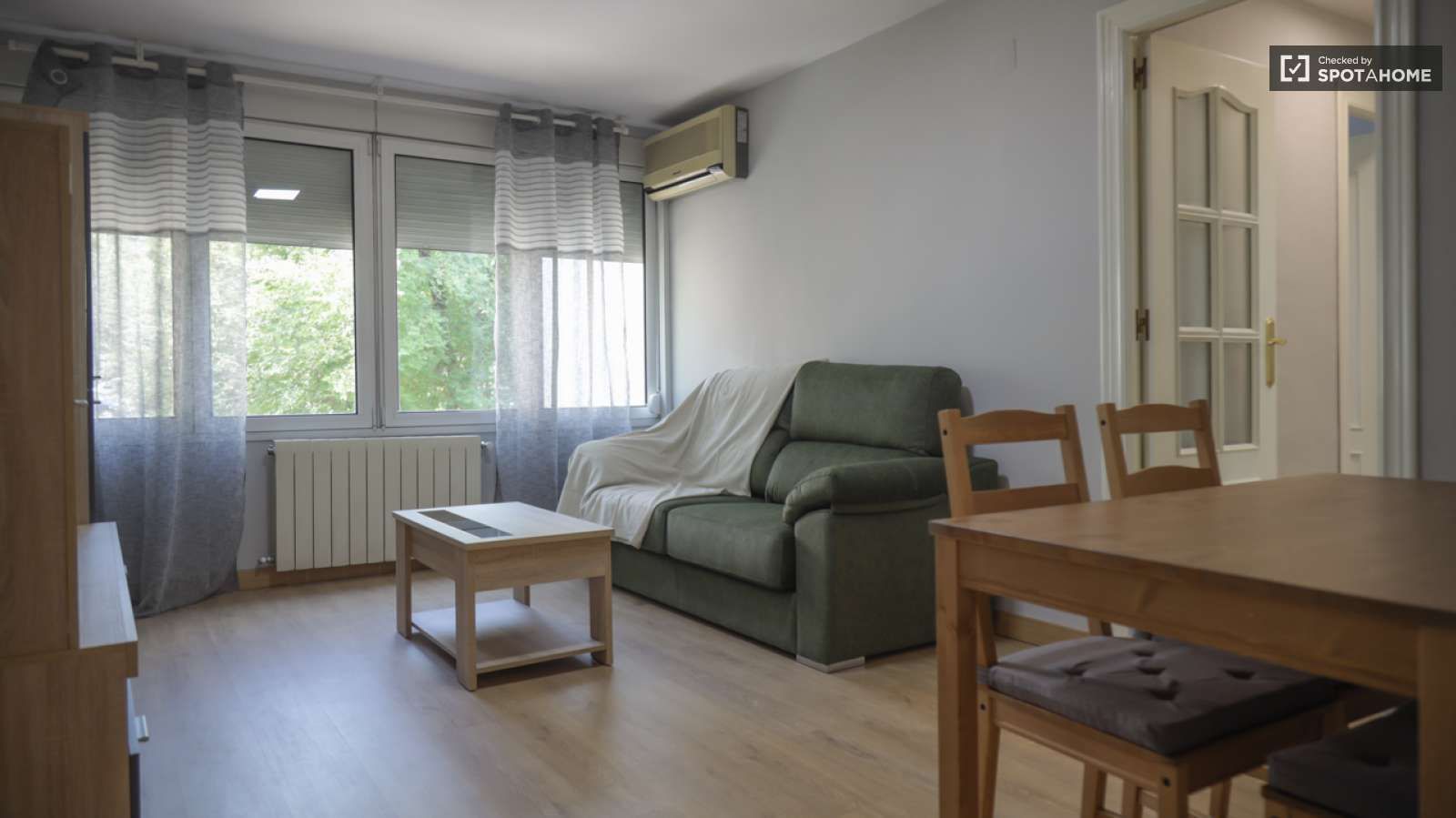 Apartament per a compartir a Media Legua