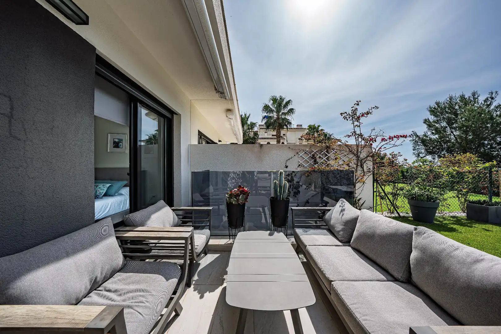 Terraza de Dúplex en venta en Finestrat con Aire acondicionado, Calefacción y Jardín privado