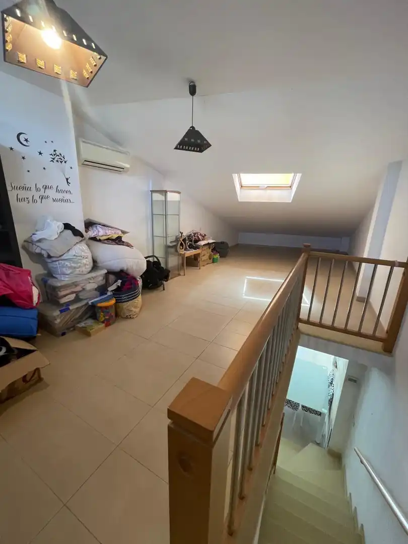 Casa adosada en venta en Montcada i Reixac con Aire acondicionado, Jardín privado y Terraza