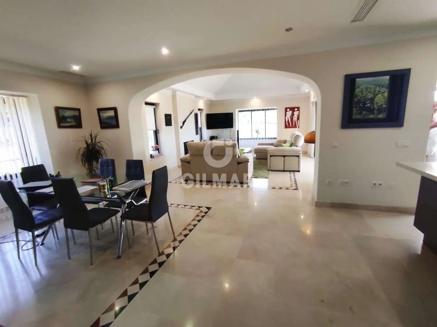 Sala de estar de Casa o chalet en venta en Arcos de la Frontera con Calefacción, Jardín privado y Piscina