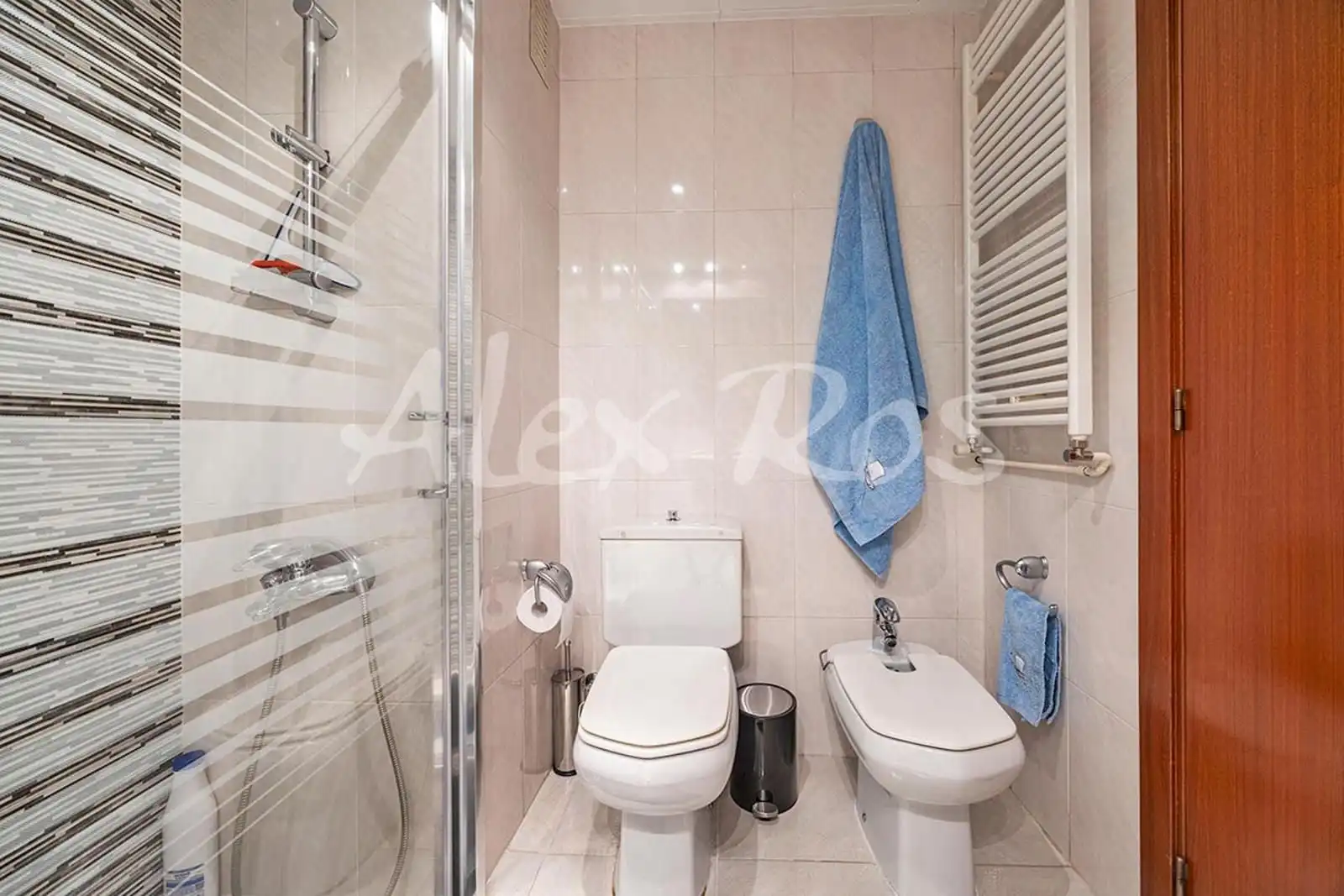 Bathroom of Attic for sale in Puigcerdà  with Heating and Terrace