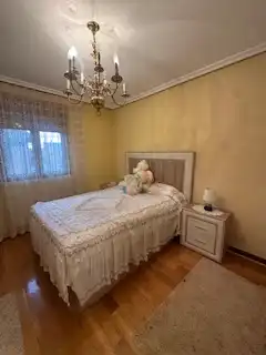 Habitación de Casa o chalet de alquiler en San Andrés del Rabanedo con Calefacción, Jardín privado y Parquet