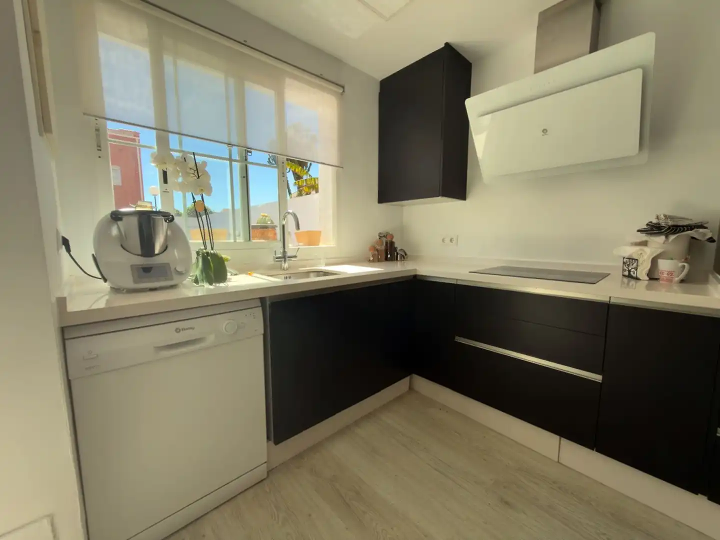 Kitchen of Detached homes for sale in Benalmádena  with Air Conditioner, Heating and Private garden