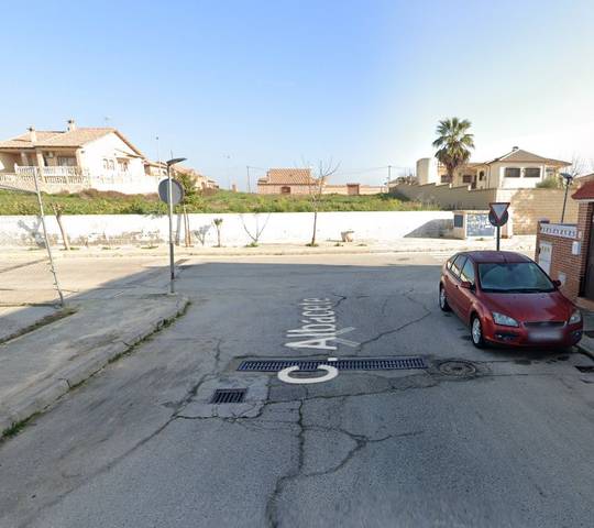 Casa adosada en Venta en Chozas de Canales