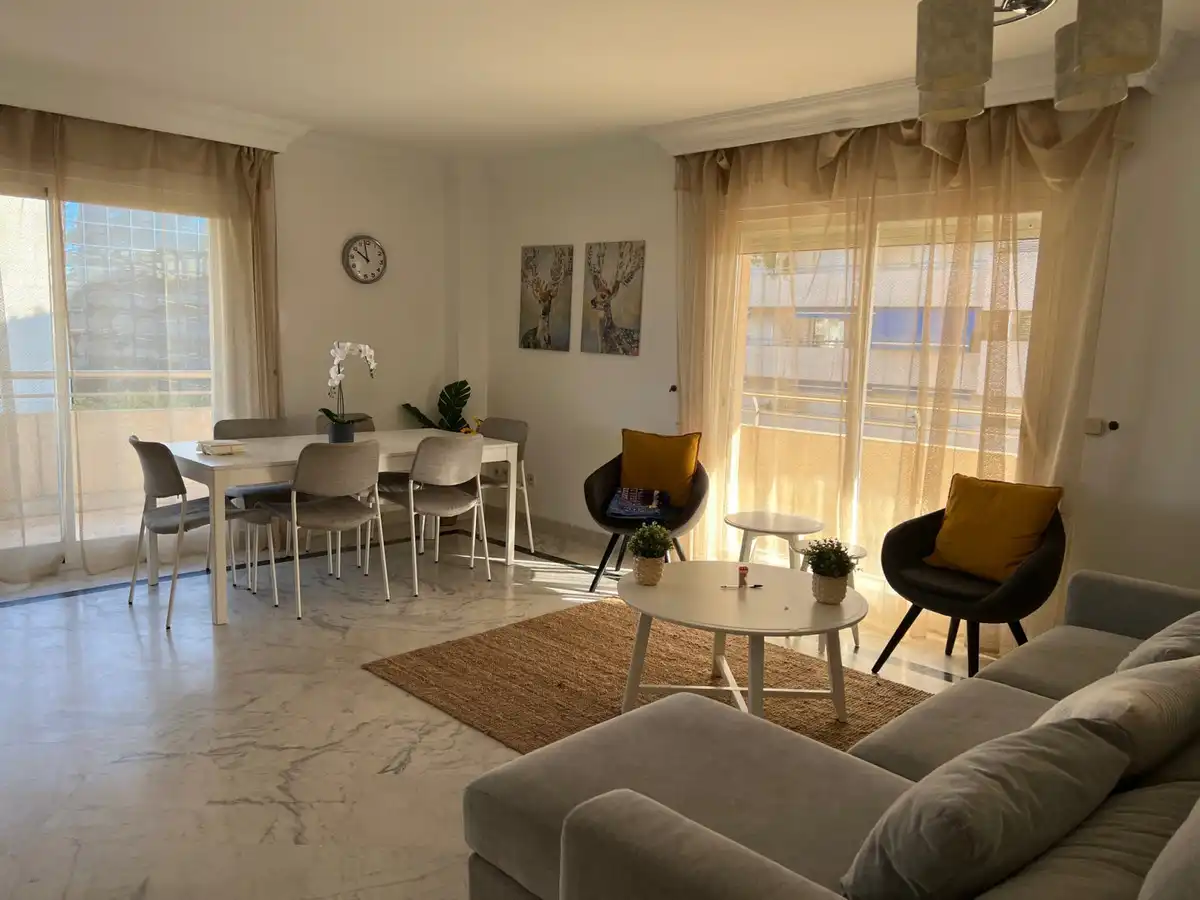 Apartament amb piscina en venda a JOSE SARAMAGO-PTO BANUS 1, imagen 5
