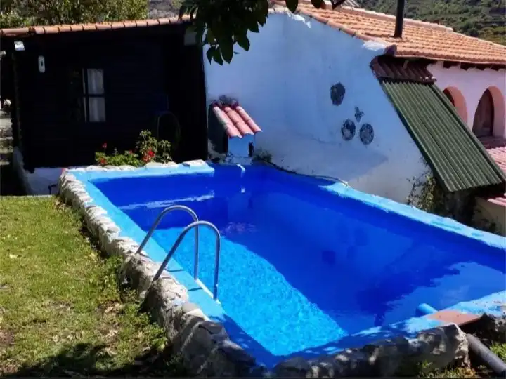 Casa con piscina en venta en Camino vega primero 105, imagen 2