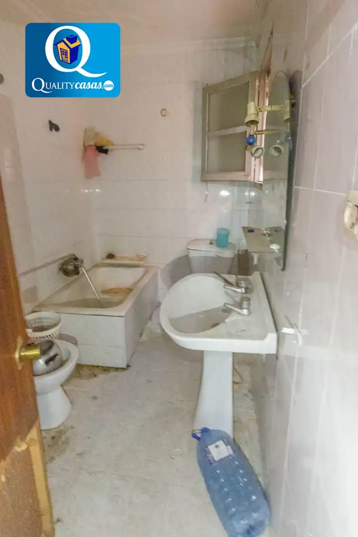 Bathroom of Houses for sale in San Vicente del Raspeig / Sant Vicent del Raspeig  with Terrace