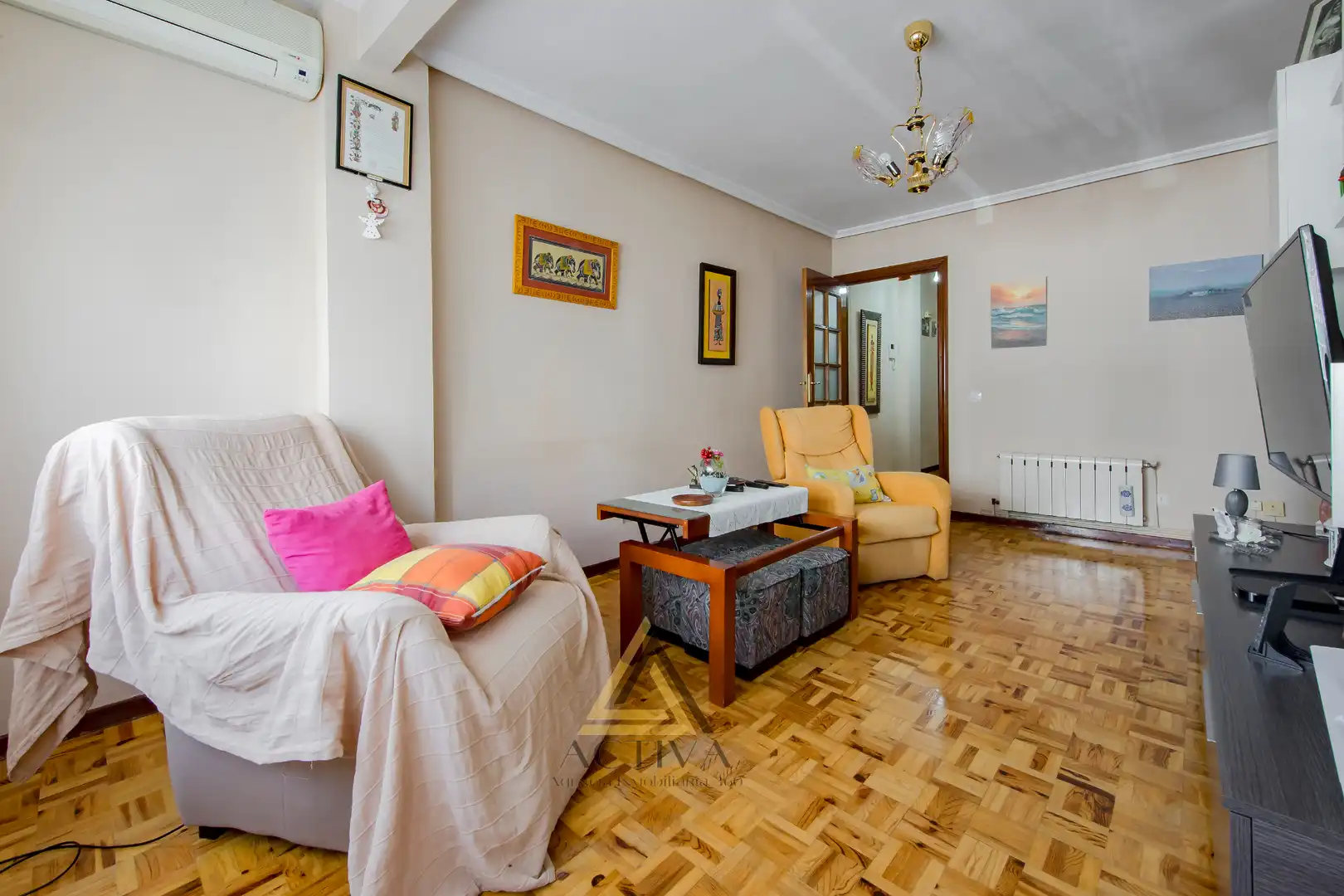 Living room of Flat for sale in Fuenlabrada  with Air Conditioner, Terrace and Furnished