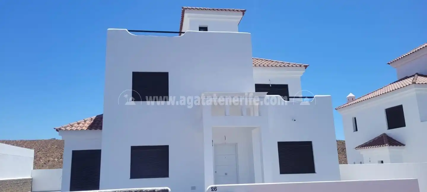 Vista exterior de Casa o chalet en venta en San Miguel de Abona con Terraza y Piscina