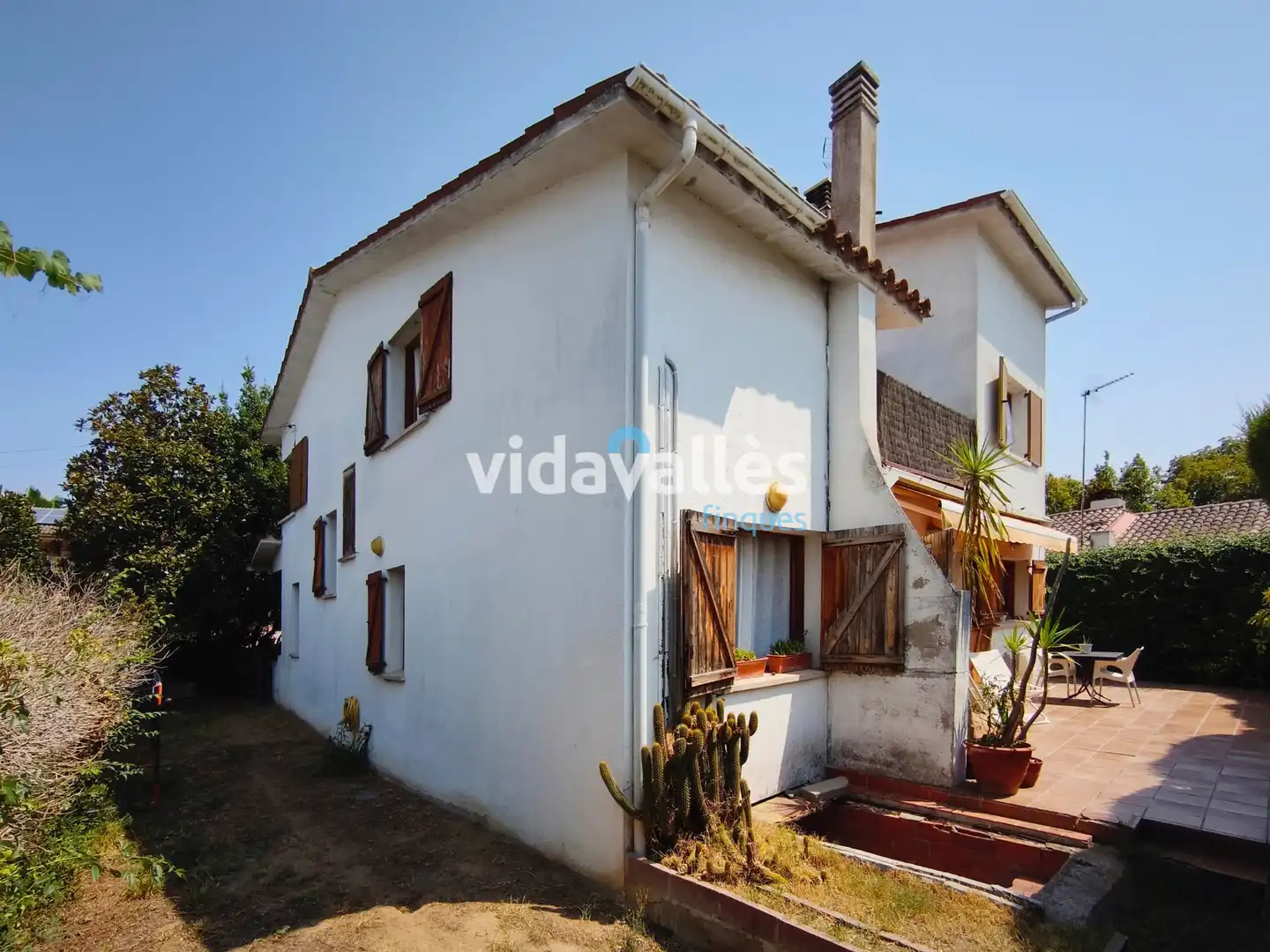 Vista exterior de Casa o xalet en venda en Cardedeu amb Calefacció, Jardí privat i Terrassa