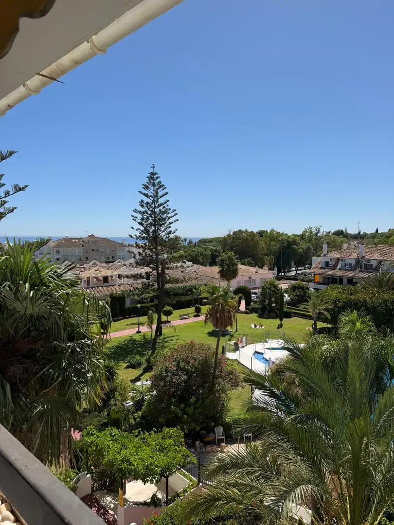 Jardín de Apartamento de alquiler en Marbella con Aire acondicionado, Terraza y Piscina