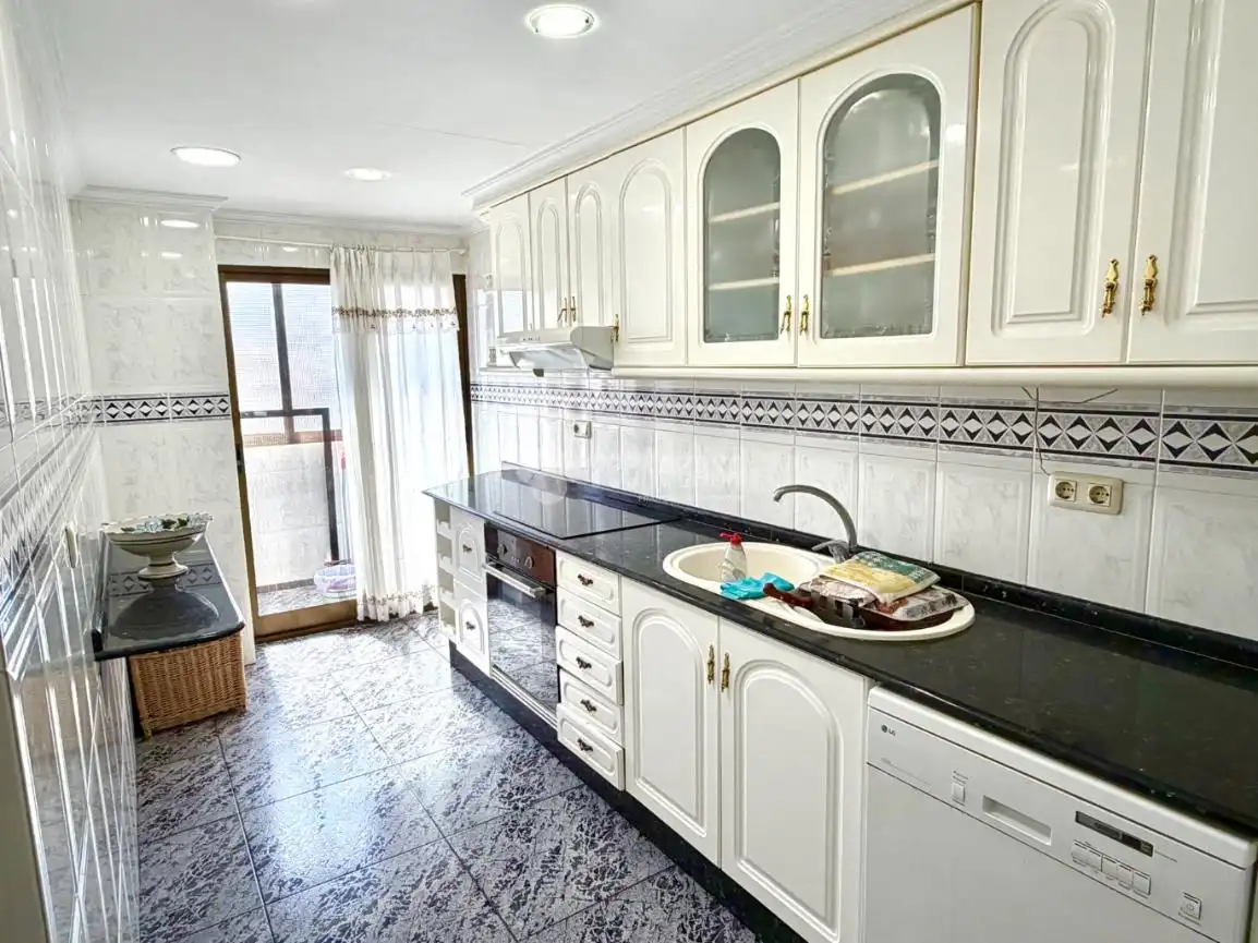 Cocina de Piso en venta en Valencia con Aire acondicionado y Balcón