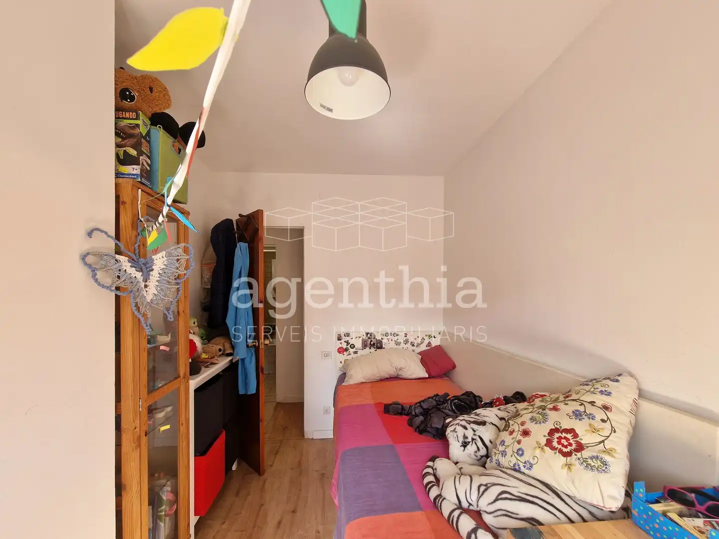 Study for sale in Girona, Girona