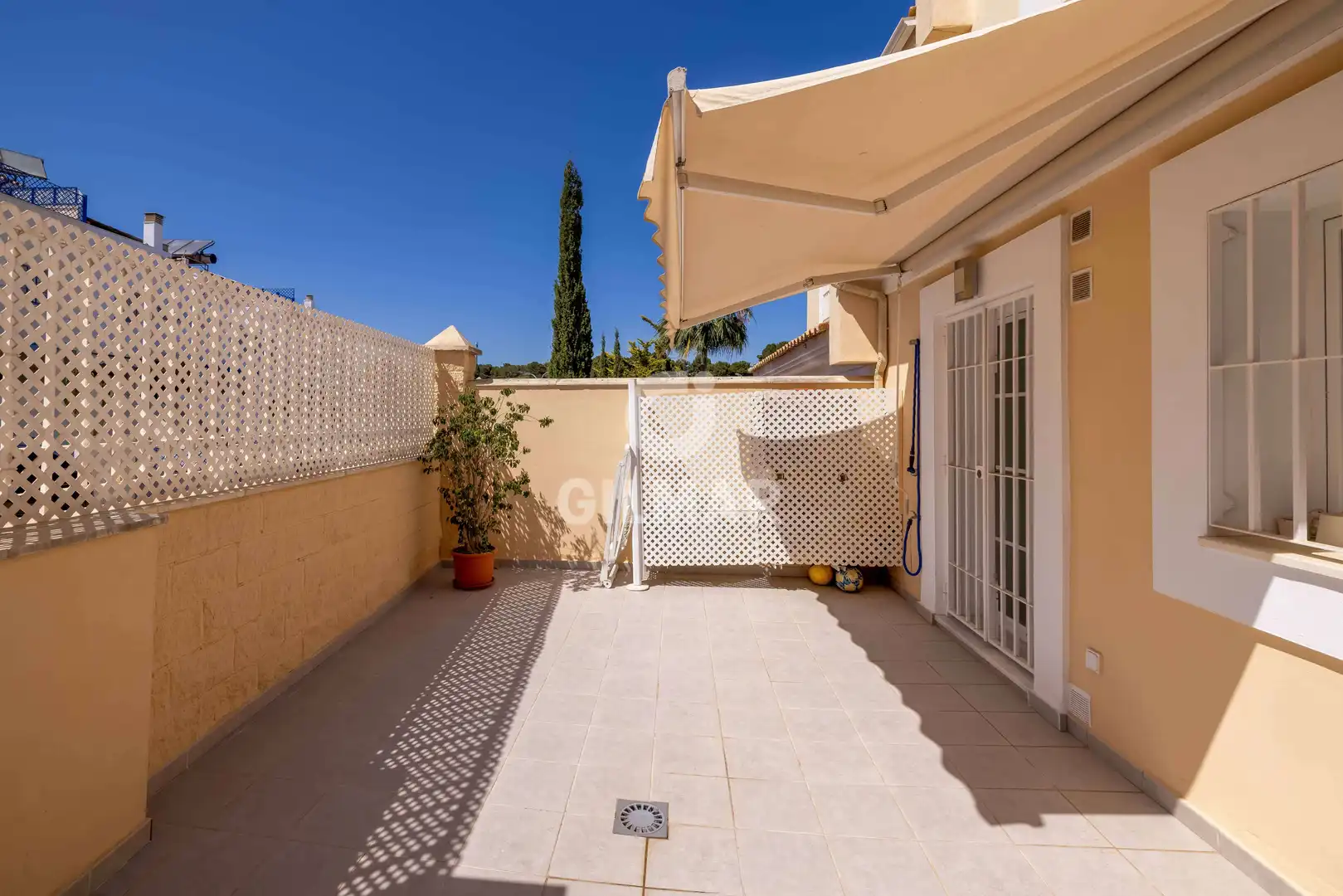 Jardín de Casa adosada en venta en Torremolinos con Calefacción, Jardín privado y Piscina