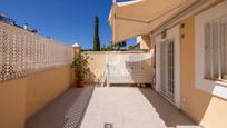 Jardí de Casa adosada en venda en Torremolinos amb Piscina i Moblat