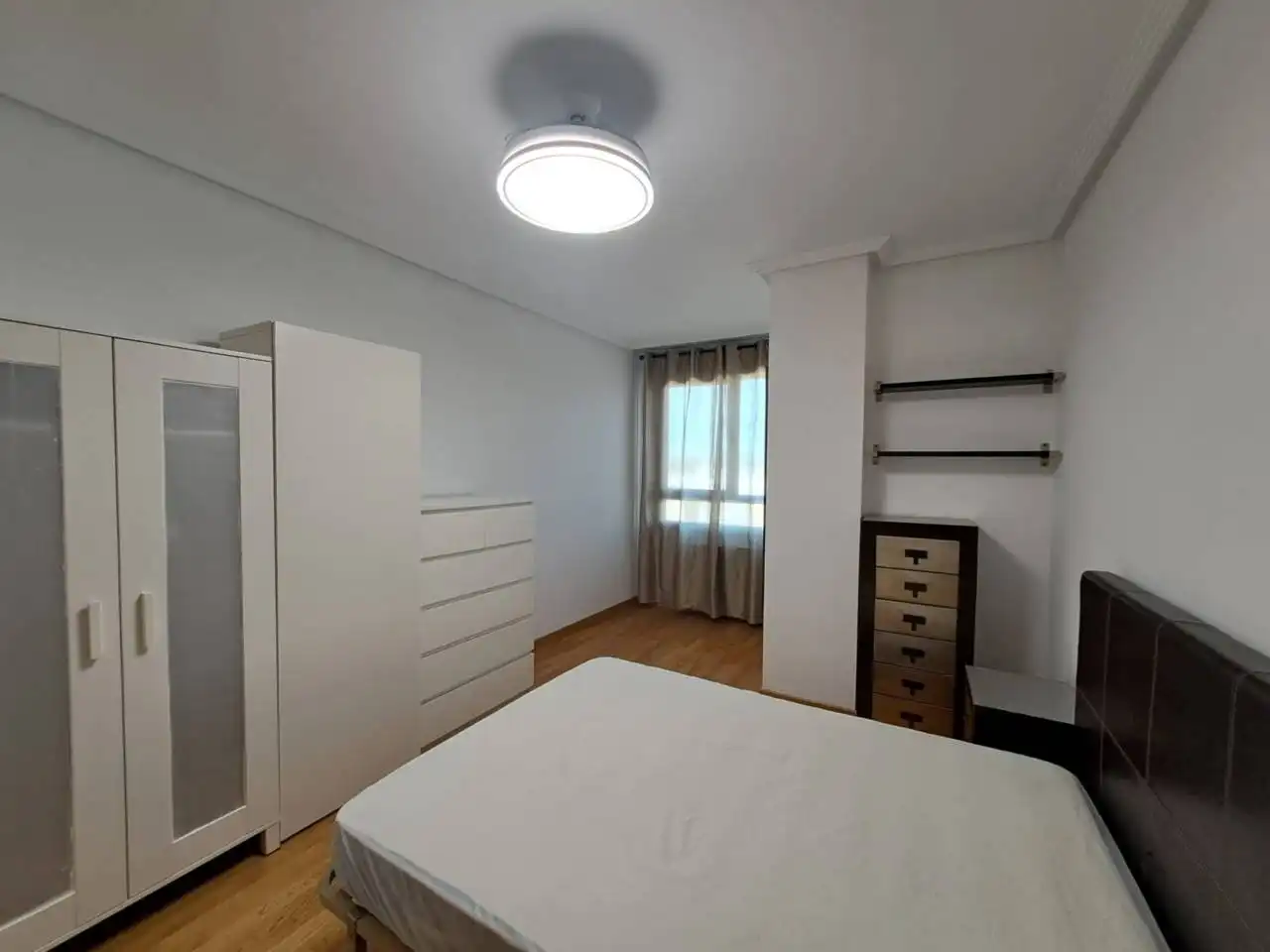 Flat with lift to rent in Calle Complutense, imagen 13
