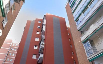Vista exterior de Pis en venda en Alcorcón amb Calefacció, Terrassa i Balcó