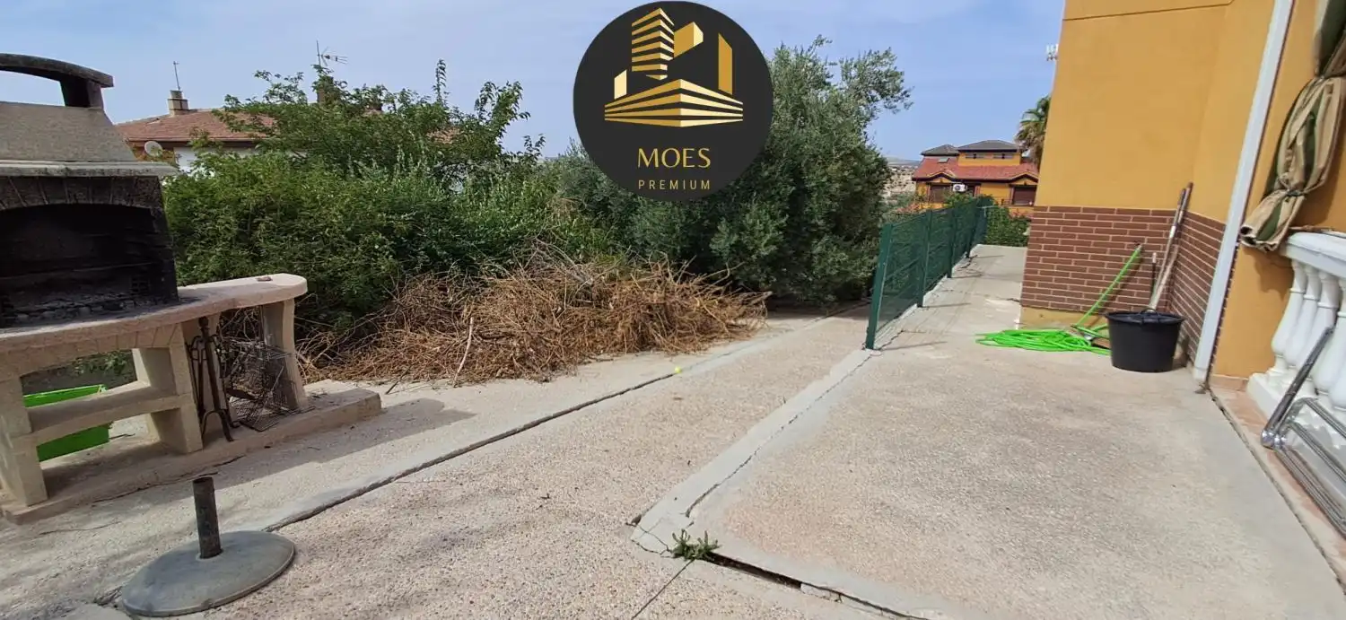 Casa con terraza en venta en La Guardia de Jaén, imagen 6