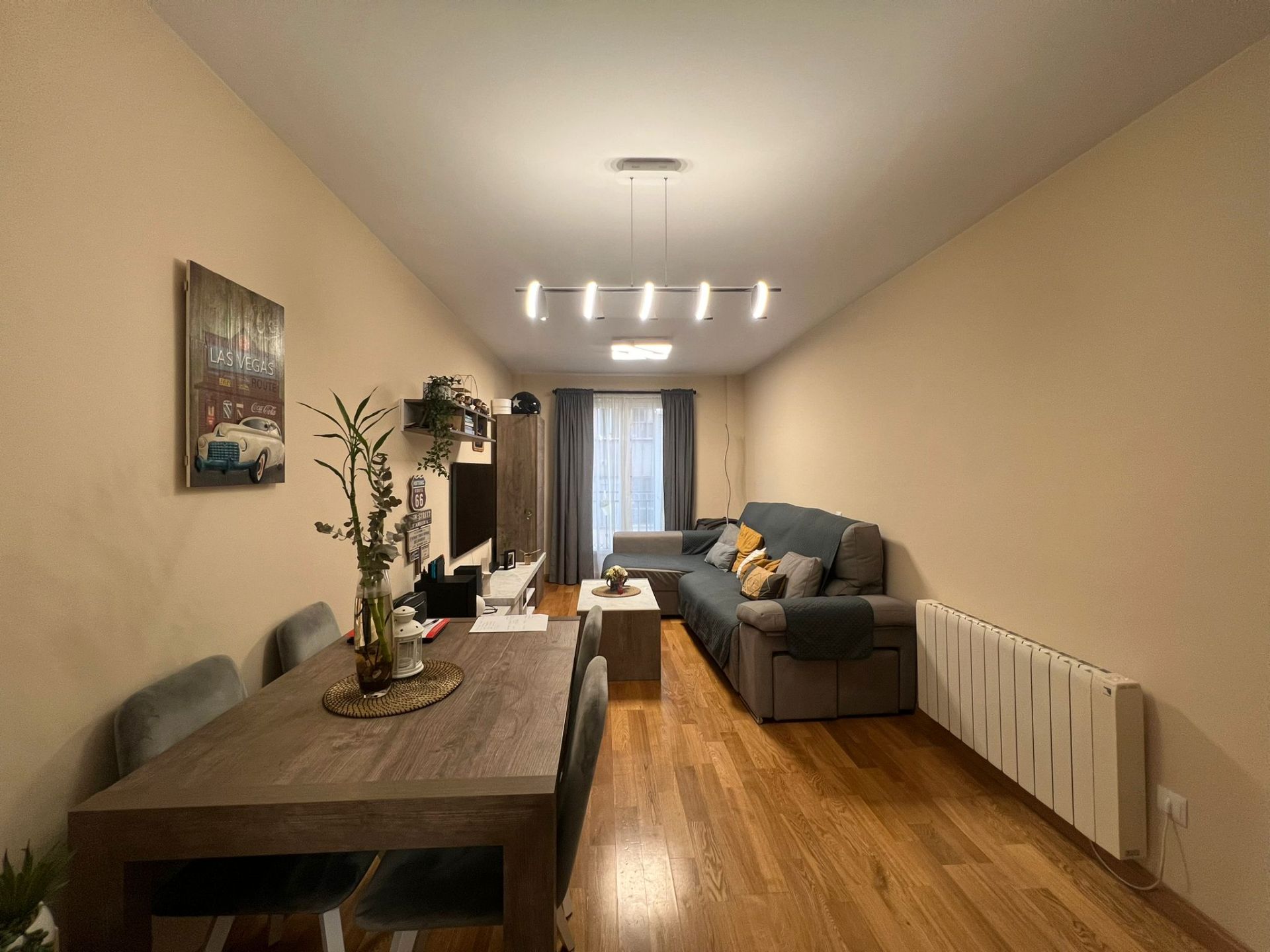 Living room of Flat for sale in Aranjuez  with Air Conditioner and Heating