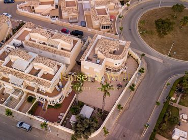 Casa con piscina en venta en De Las Lavanderas