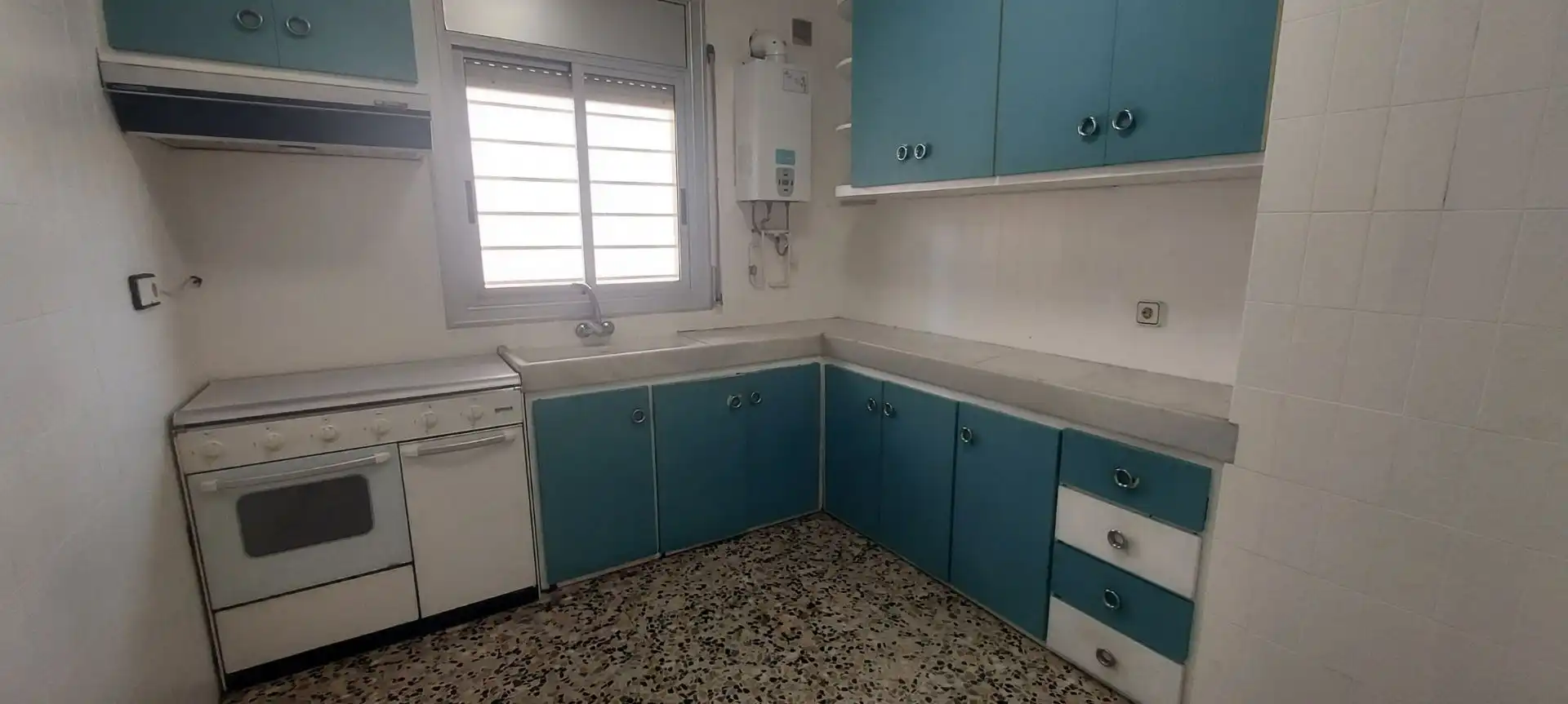 Cocina de Casa o chalet en venta en Barberà del Vallès con Calefacción, Jardín privado y Terraza