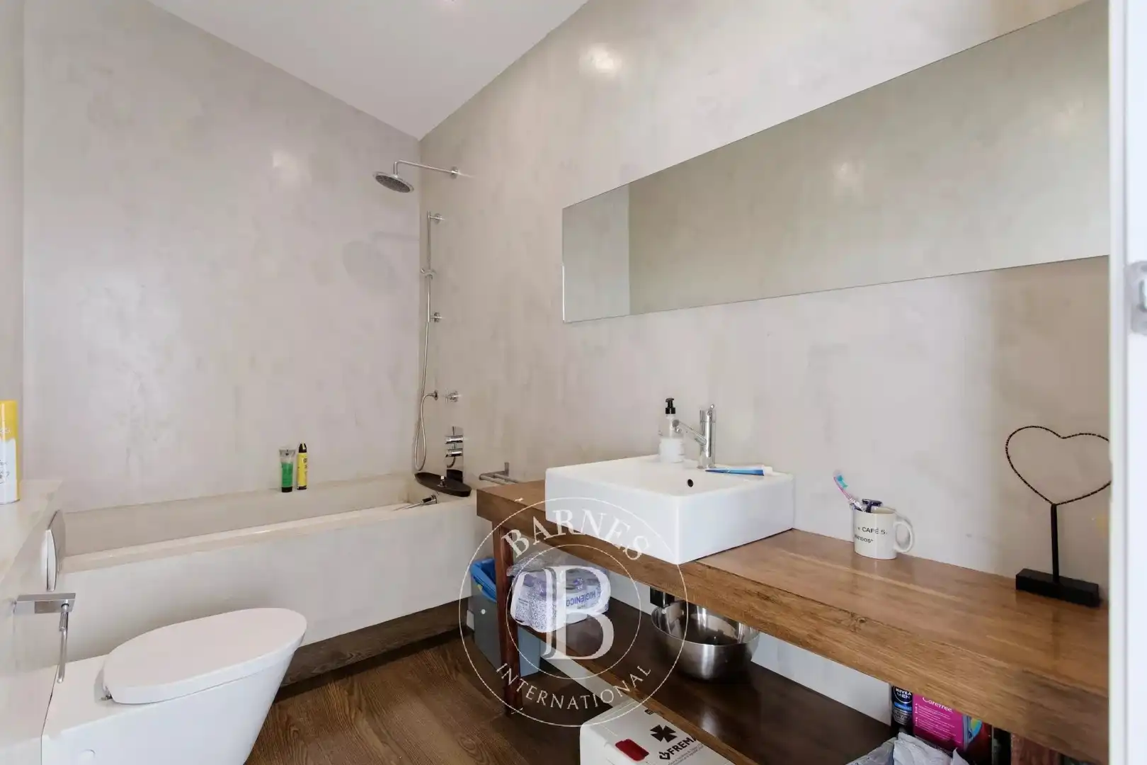 Badezimmer von Loft zum Verkauf in Barcelona mit Klimaanlage, Heizung und Terrasse