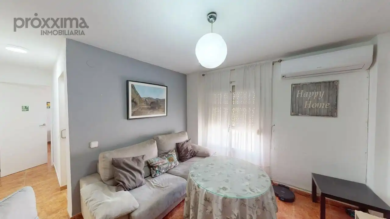 Sala de estar de Piso en venta en Sevilla con Aire acondicionado y Terraza