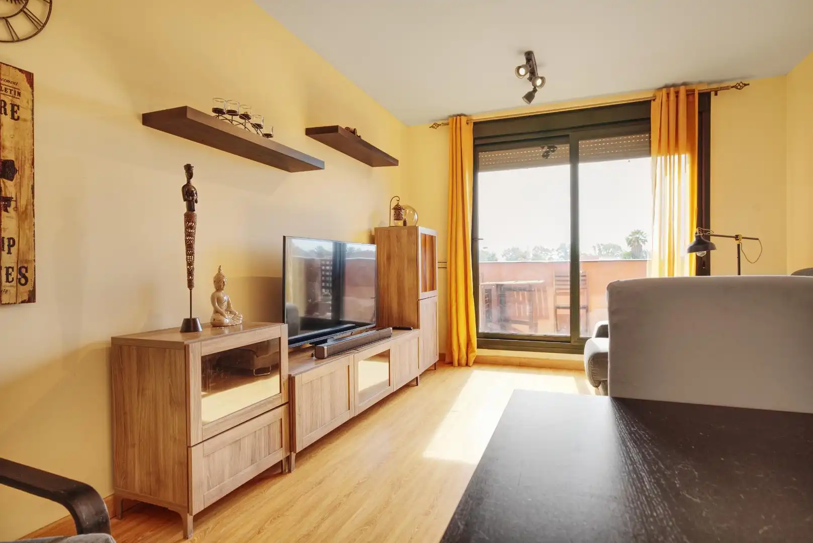 Sala de estar de Apartamento en venta en San Juan de Aznalfarache con Aire acondicionado, Jardín privado y Terraza