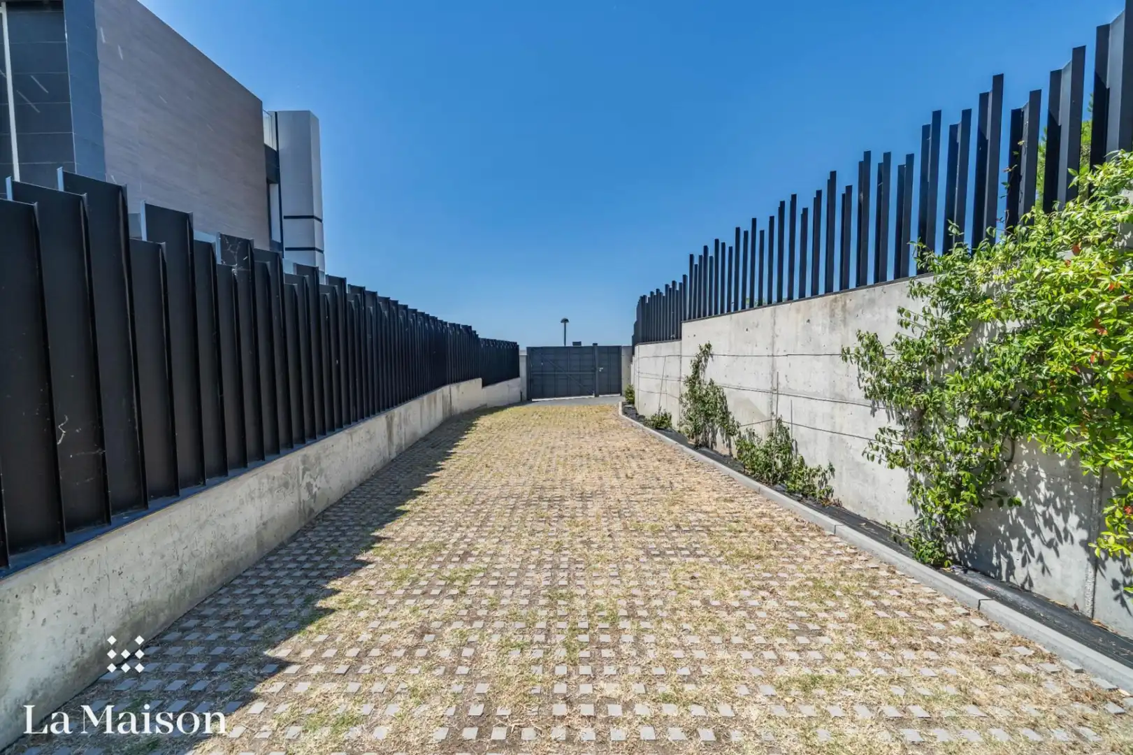 Parking de Casa o chalet en venta en Caldes d'Estrac con Aire acondicionado, Calefacción y Jardín privado