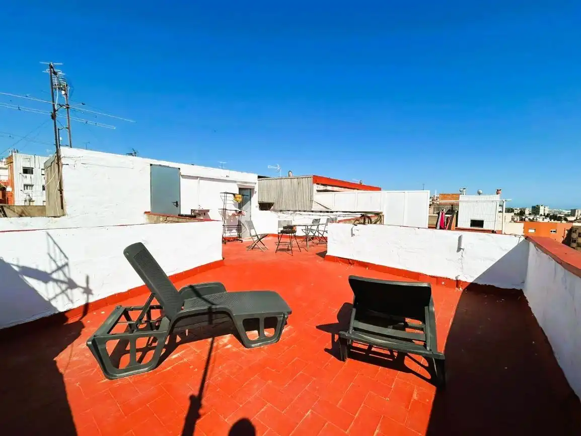 Terraza de Piso en venta en L'Hospitalet de Llobregat con Aire acondicionado, Terraza y Amueblado