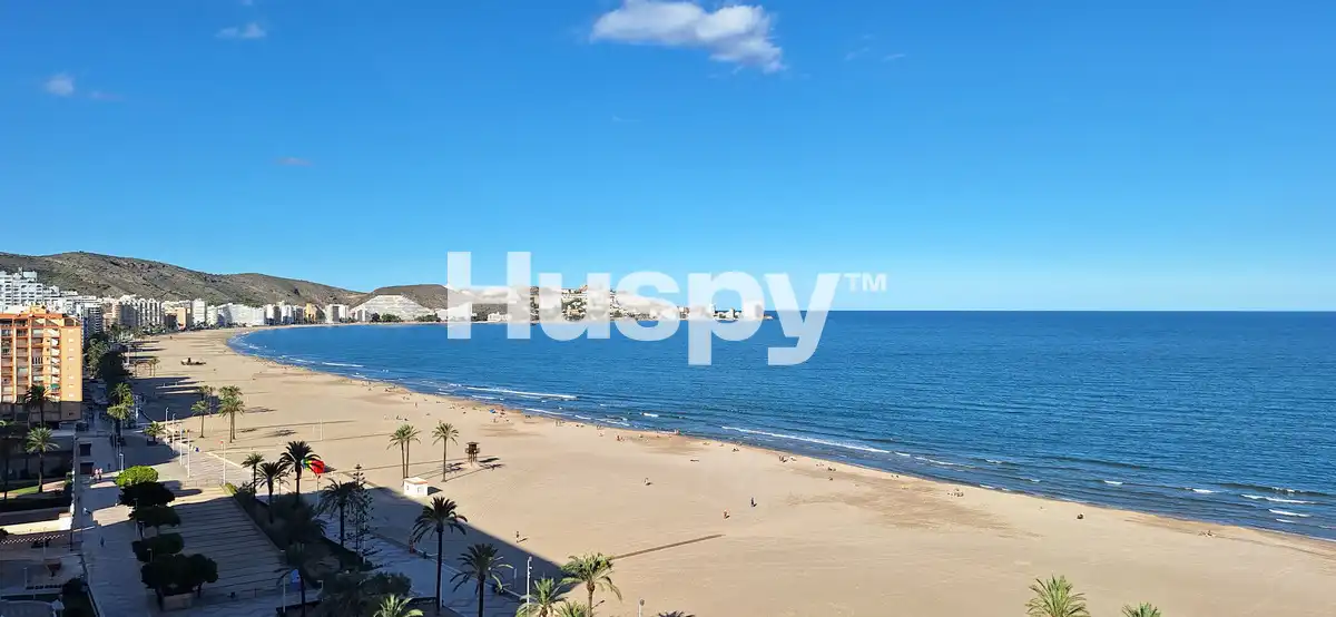 Piso con terraza en venta en Avinguda Alacant, imagen 2