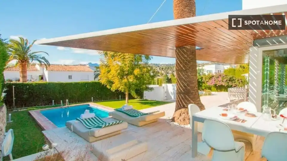 Habitació a Cala Advocat - Baladrar