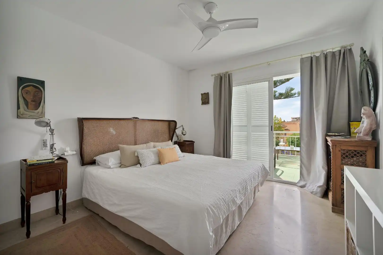 Habitación de Casa adosada en venta en Marbella con Aire acondicionado, Terraza y Trastero